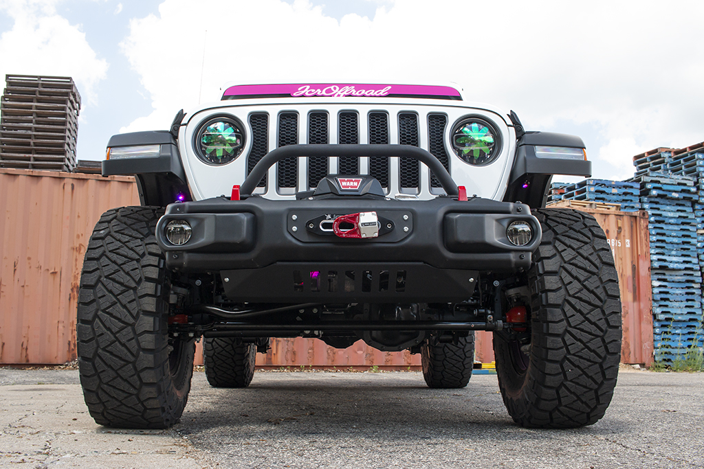 Club 5 Racing Front Metal Skid Plate For Axial SCX10 III Jeep JL Wrangler / JT Gladiator – 1:10 Scale Crawler