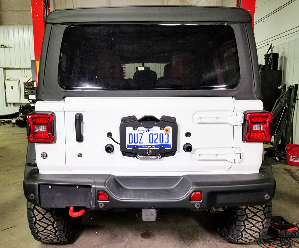 jeep jl license plate light