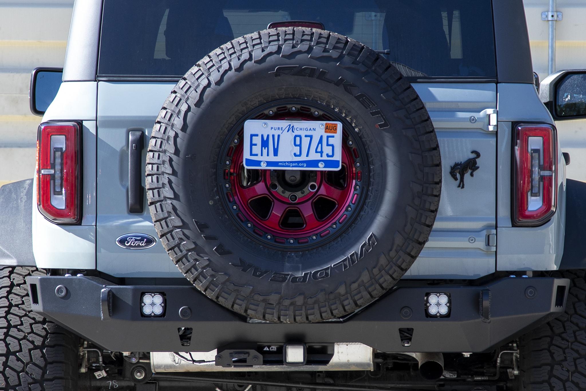 Bronco Factory Spare Tire Carrier License Plate Relocation | 6th Gen (21+)