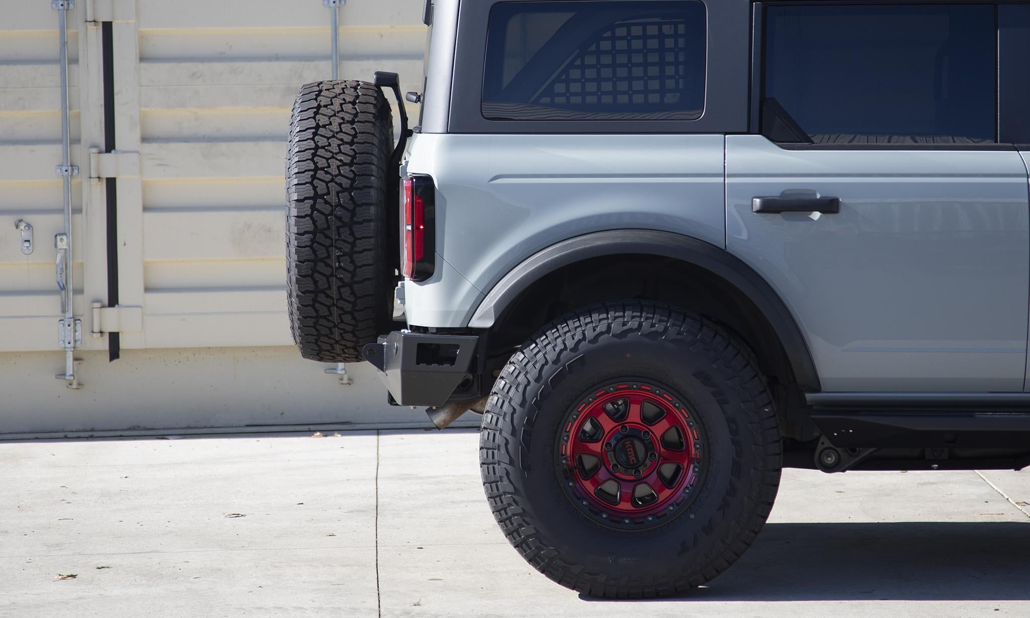 Bronco Rear Crusader Bumper | 6th Gen (21+)