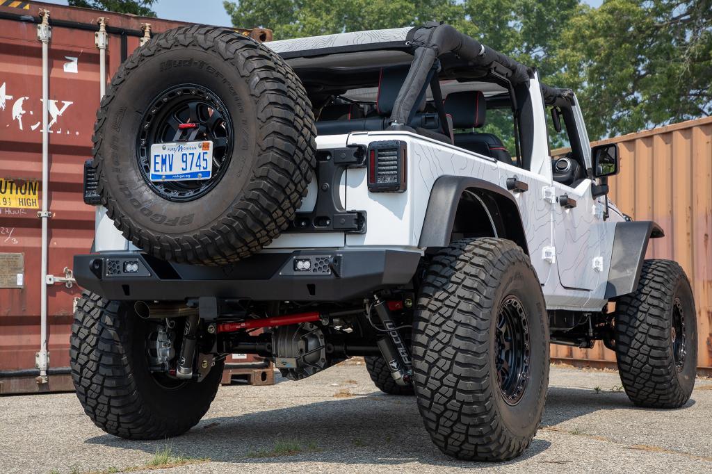 JK Rear Bumper | Crusader Mid-Width | Jeep Wrangler (07-18)