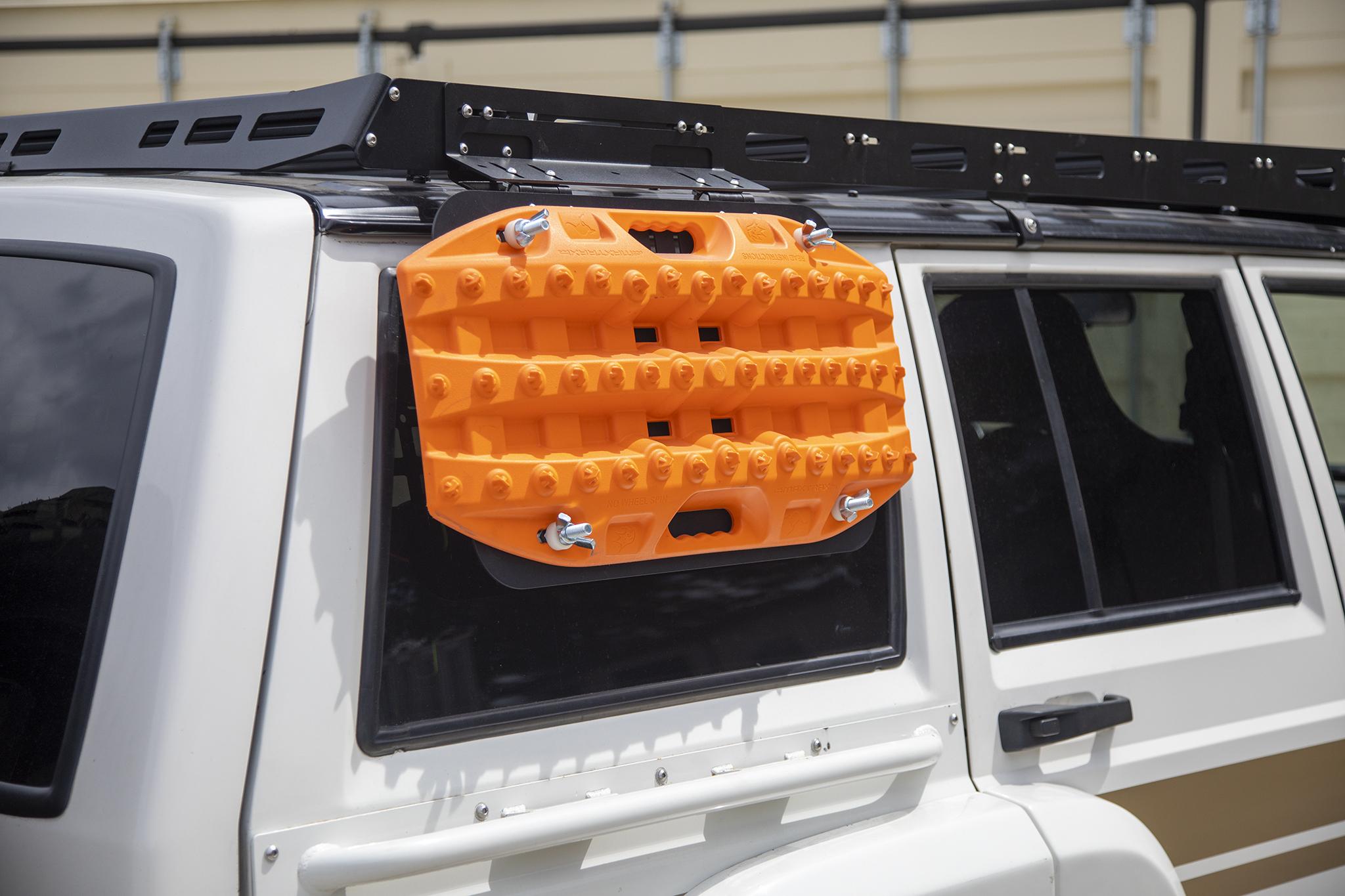 Roof Rack Side Accessory Panel
