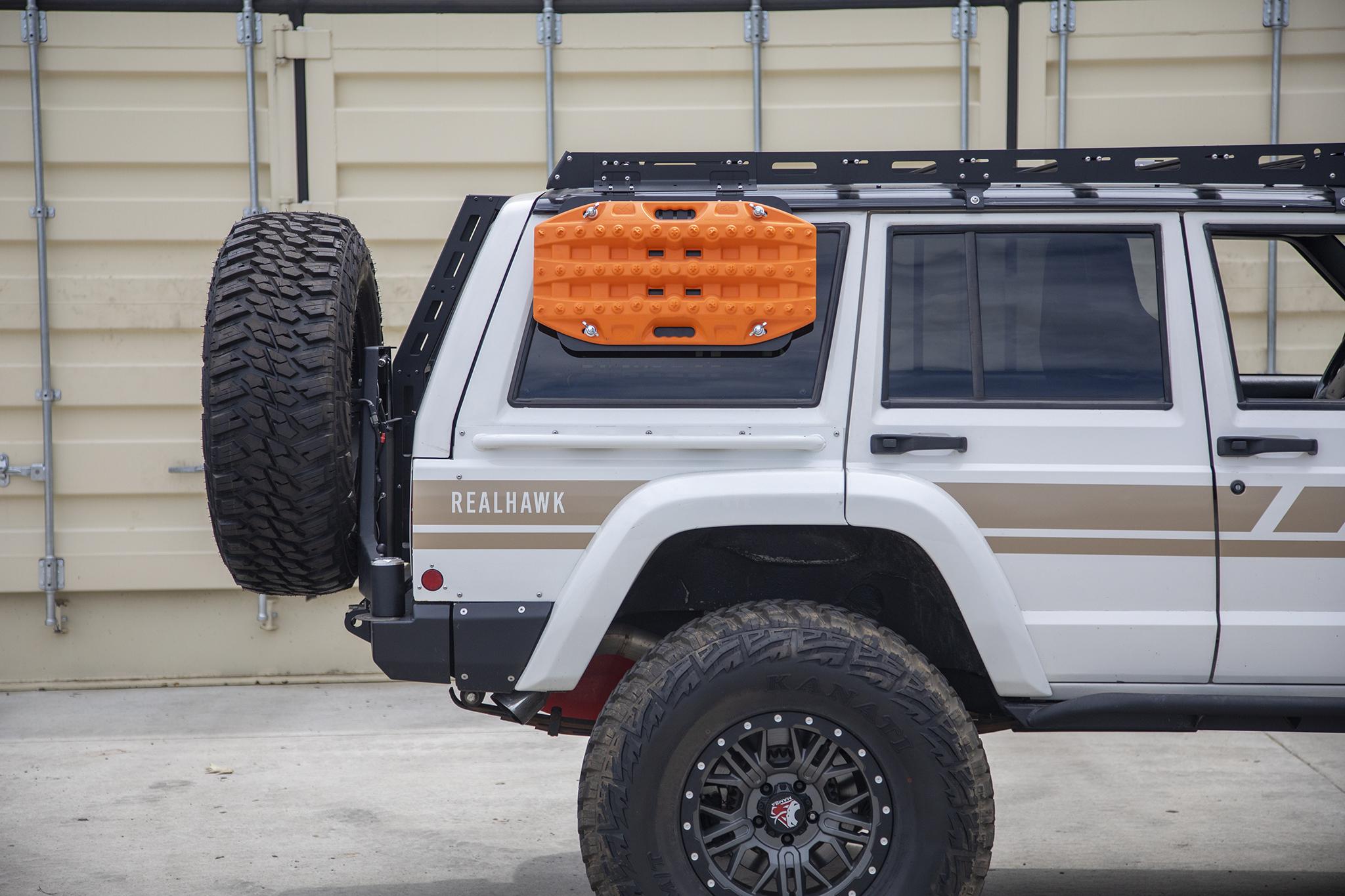 Roof Rack Side Accessory Panel