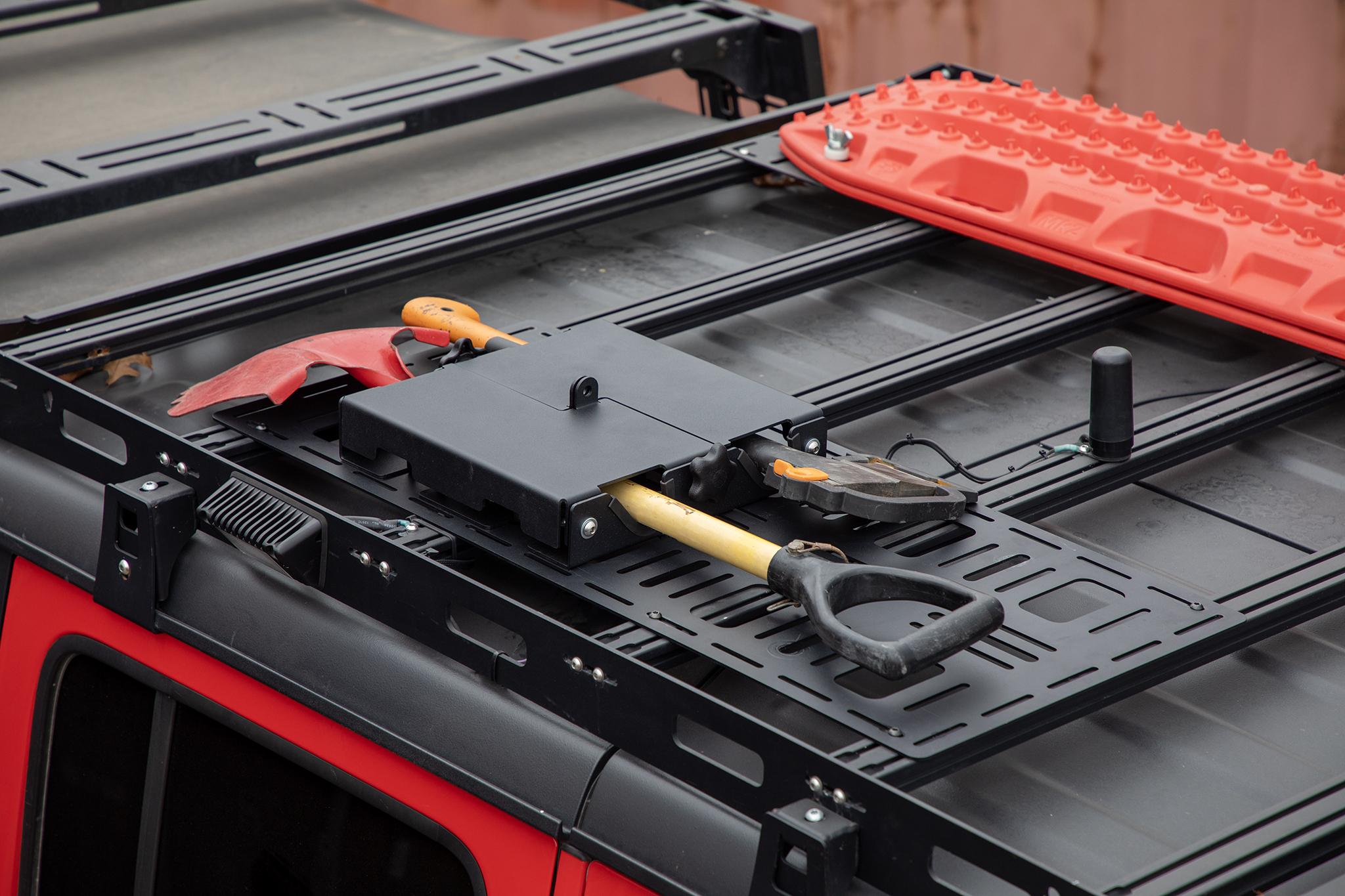 Universal Locking Tool Mount