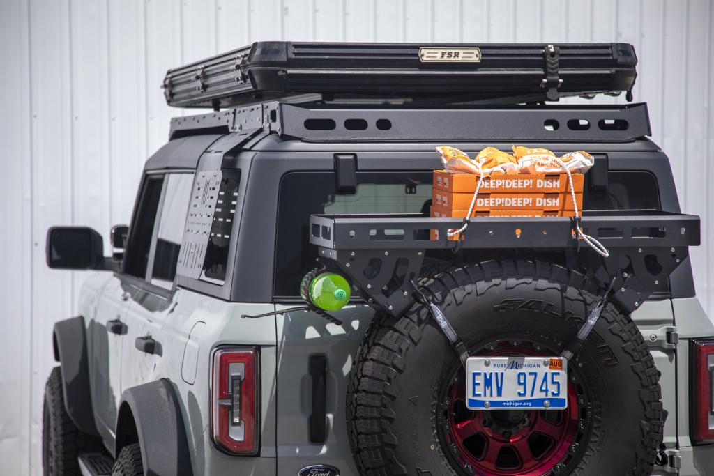 JcrOffroad: Spare Tire Utility Basket