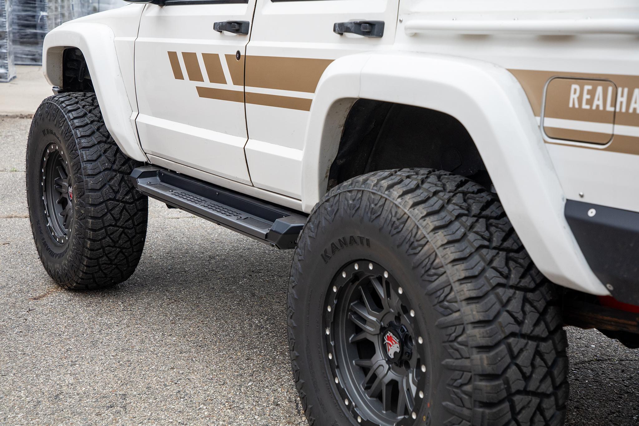 XJ Rock Sliders | Crusader | Jeep Cherokee XJ (84-01)