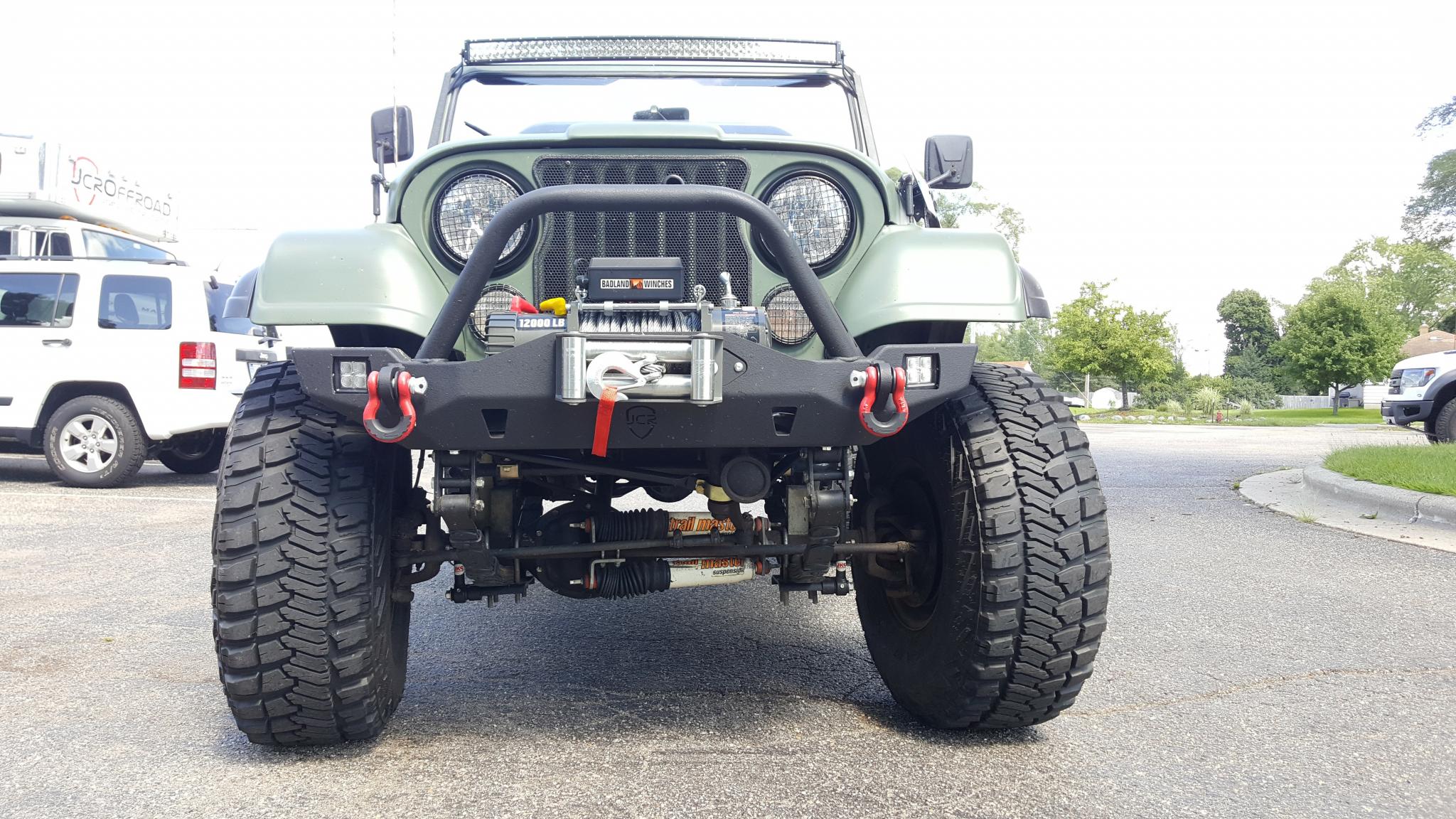 Wrangler Front Bumper | Crusader Mid-Width | Jeep TJ/LJ/YJ (87-06)
