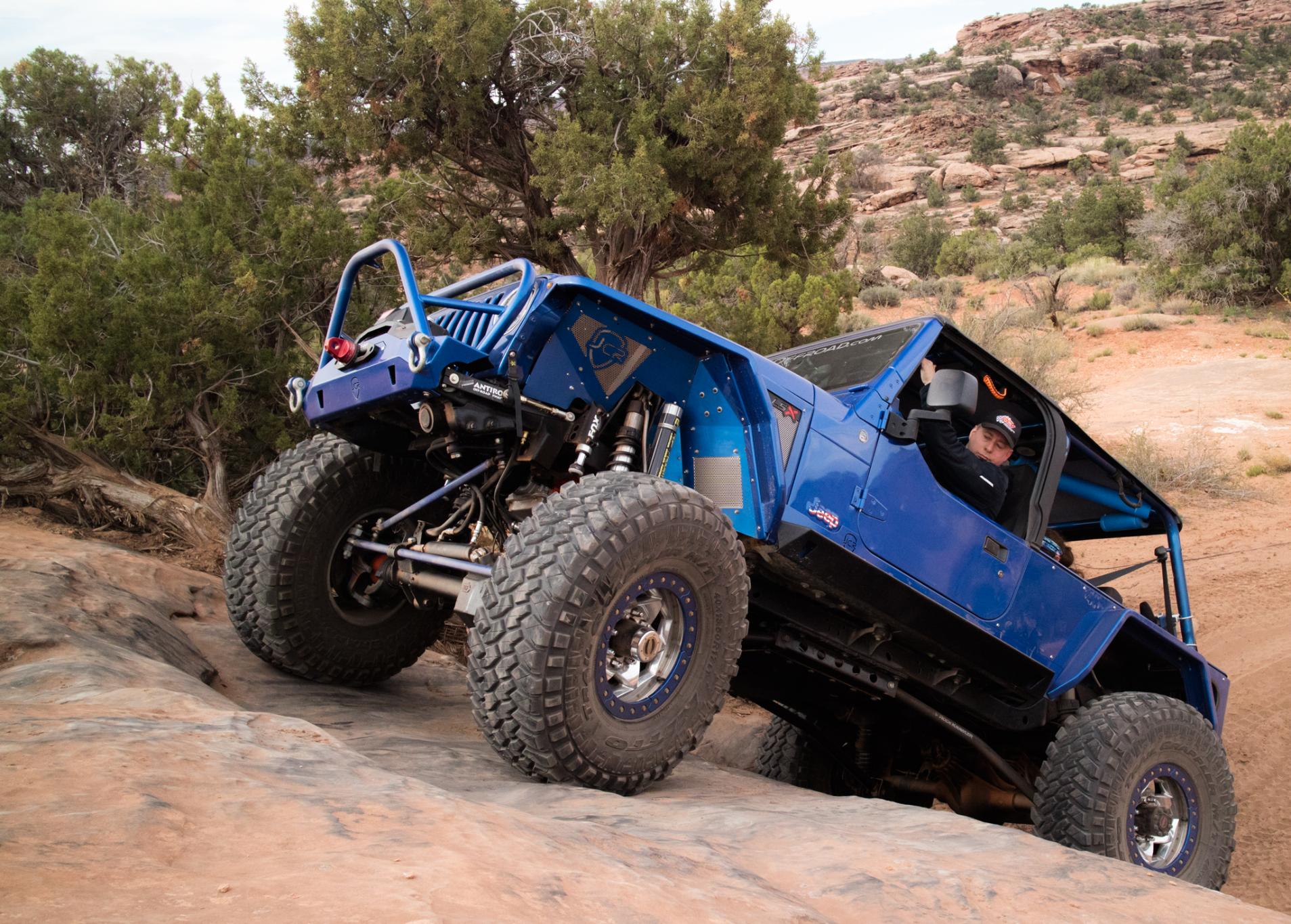 TJ Corner Armor | Jeep Wrangler TJ, LJ (97-06)