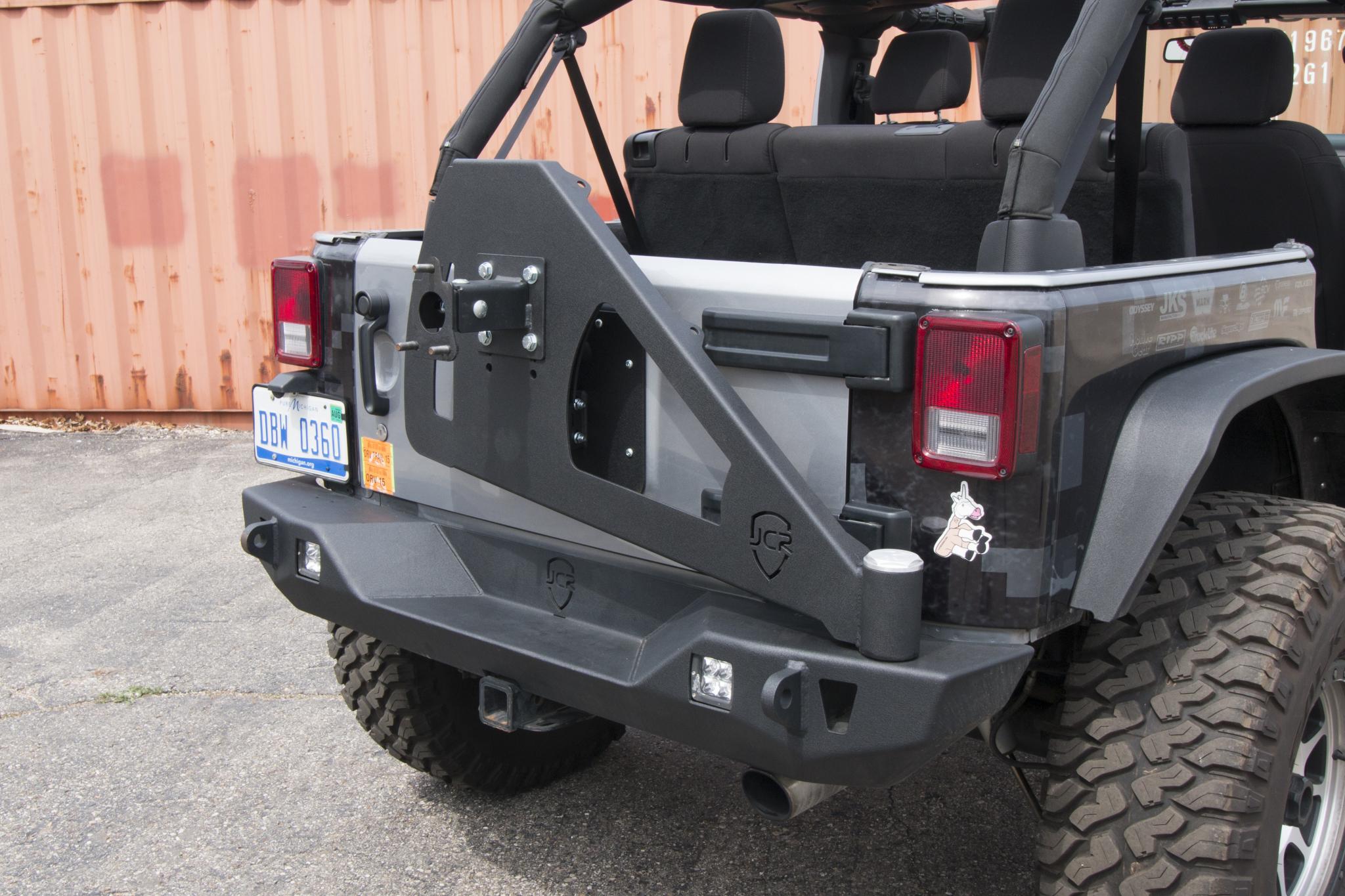 Tire Carrier | Shield Gate Swinging | Jeep Wrangler JK (2007-2018)
