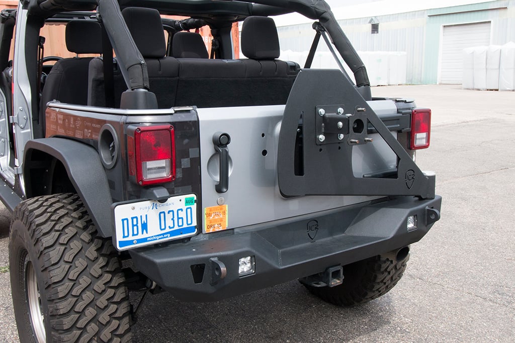 Tire Carrier | Shield Gate Swinging | Jeep Wrangler JK (2007-2018)