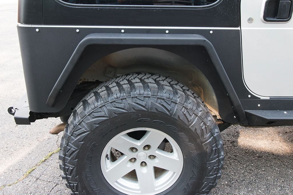 Jeep Tube Fenders | Rear Crusader Mid-Width | Wrangler TJ, LJ, YJ (87-06)