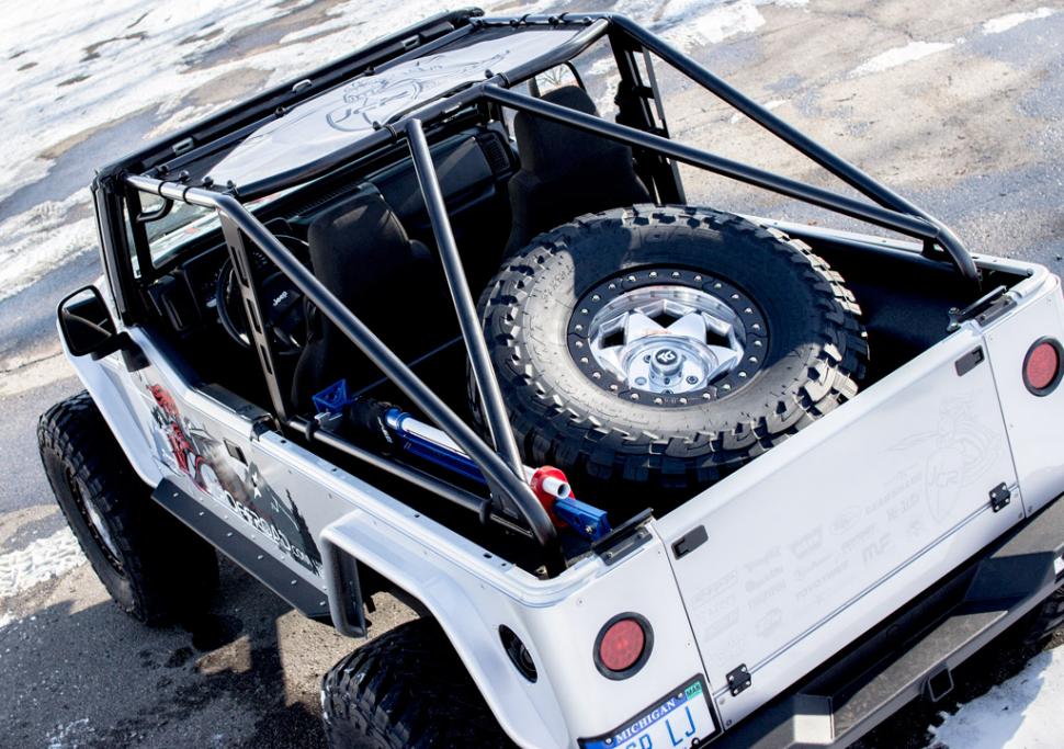 Wrangler Rock Sliders | Crusader | Jeep TJ/LJ (97-06)
