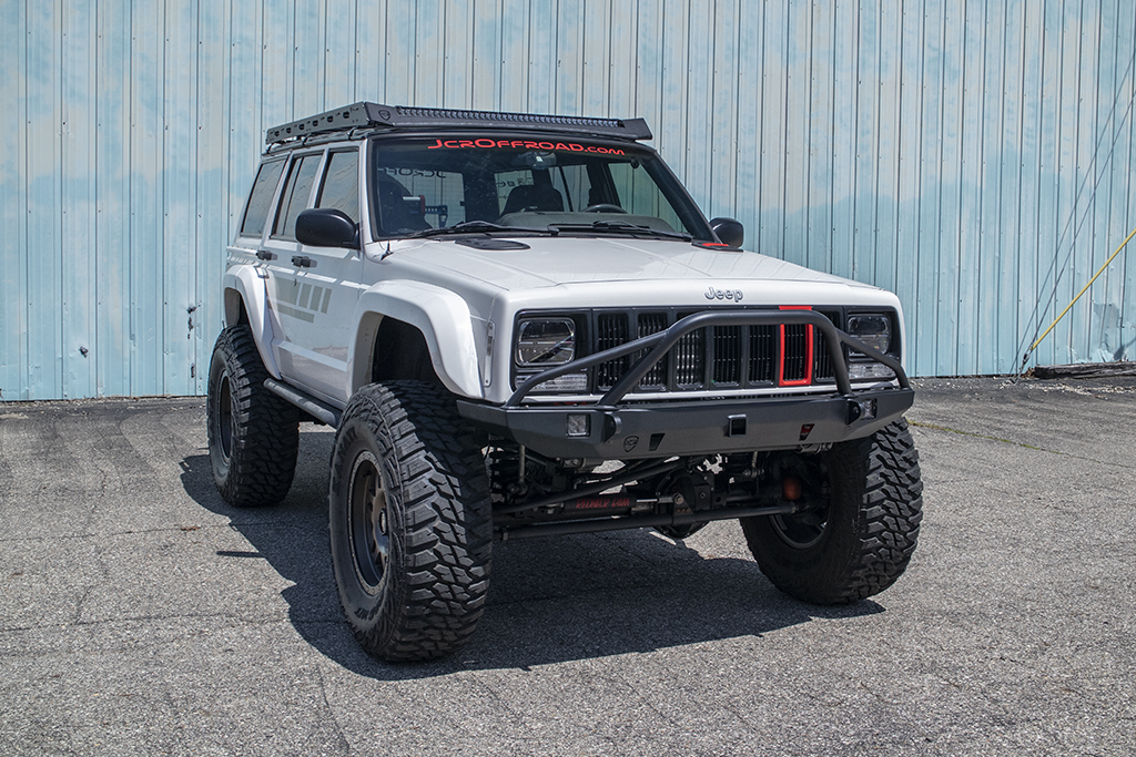 thumbnail interactive-video image 1 of Chrome Front Bumper For 1984-1996 Jeep Cherokee & 1986-1992 Comanche - Steel - Direct Replacement 1 of 6